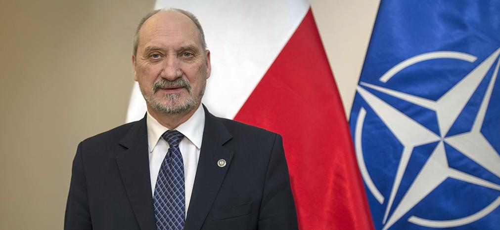 minister_antoni_macierewicz_slider.jpg