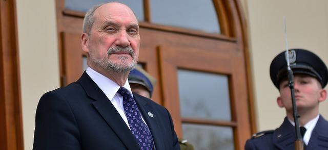 a_macierewicz14640x300.jpg