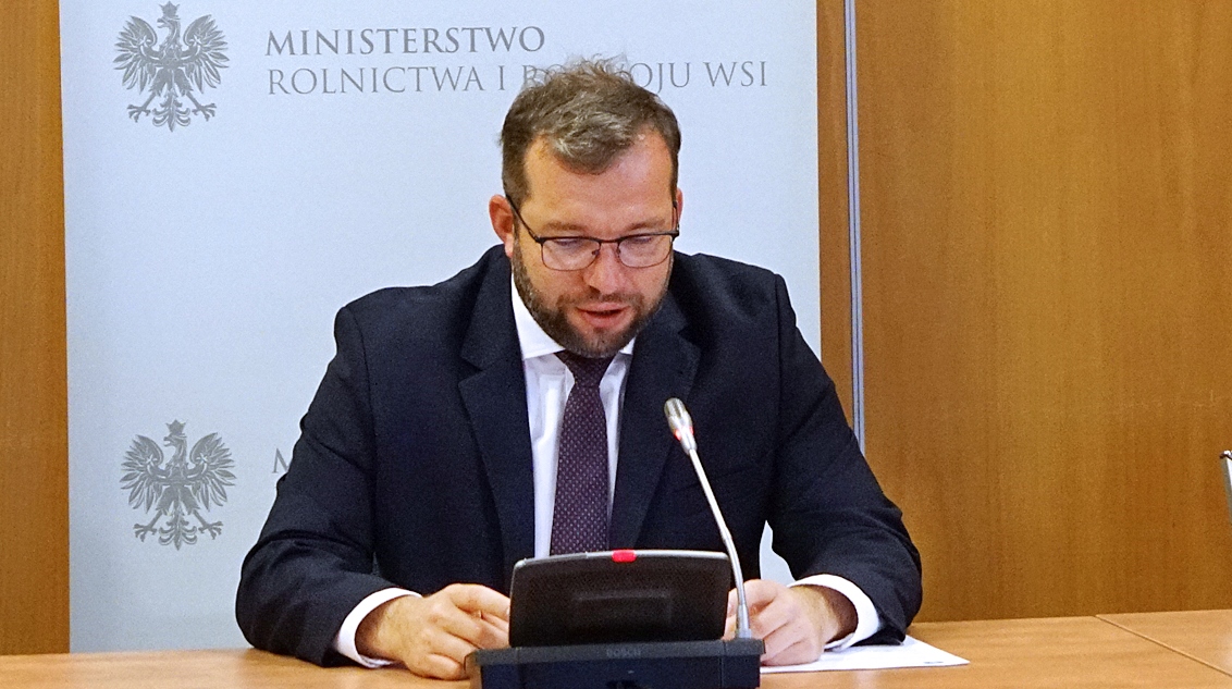 Minister Grzegorz Puda podczas wystąpienia