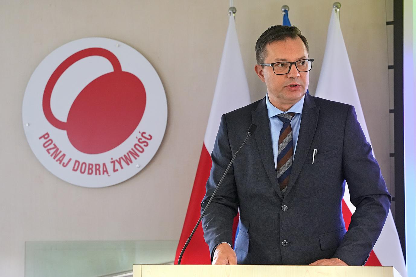 Dyrektor Bogusław Wijatyk podczas wypowiedzi (fot. MRiRW)