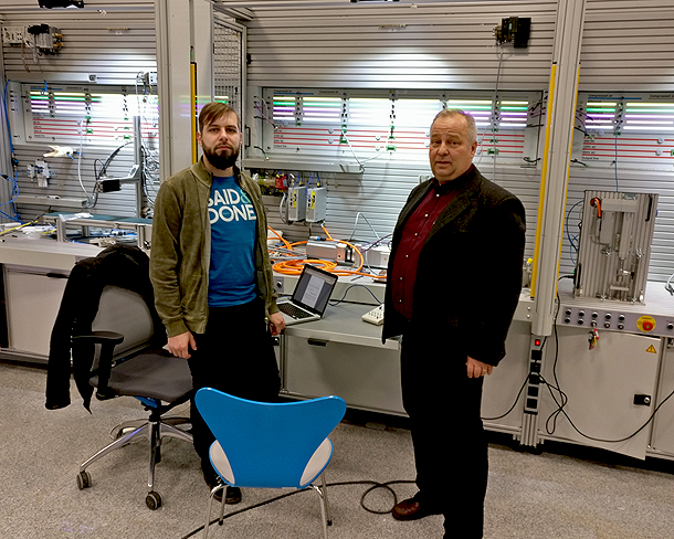 Project contractors during technological tests in the Łukasiewicz laboratory – Instytut Spawalnictwa (from the left: Michał Niemiec, Zygmunt Mikno – R&D manager)