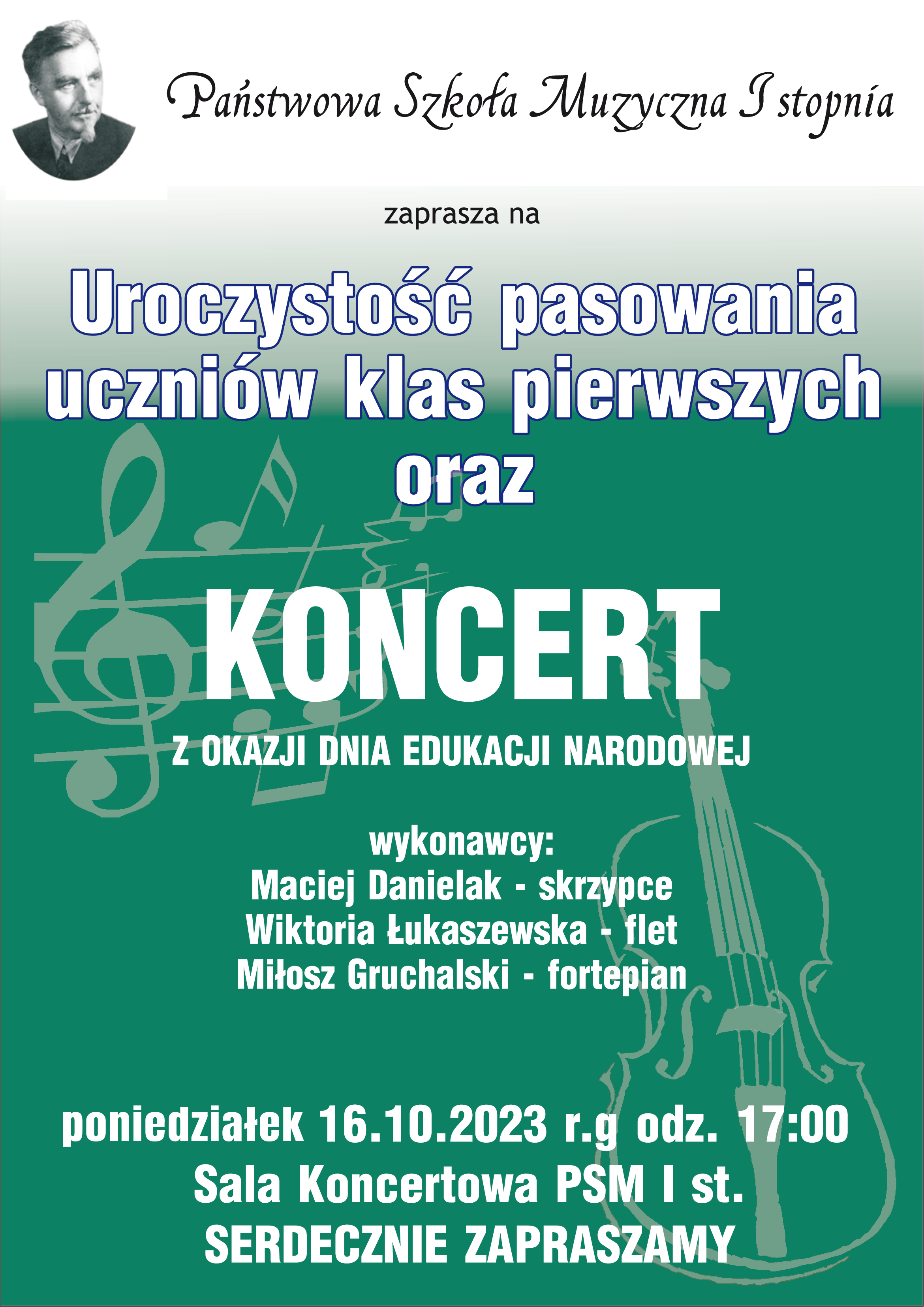 informacja o uroczystości pasowania pierwszoklasistów oraz o koncercie, ikony nut i skrzypiec, wszystko na zielonym tle