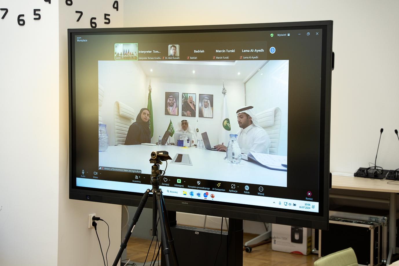 Strona saudyjska podczas spotkania online (fot. MRiRW)
