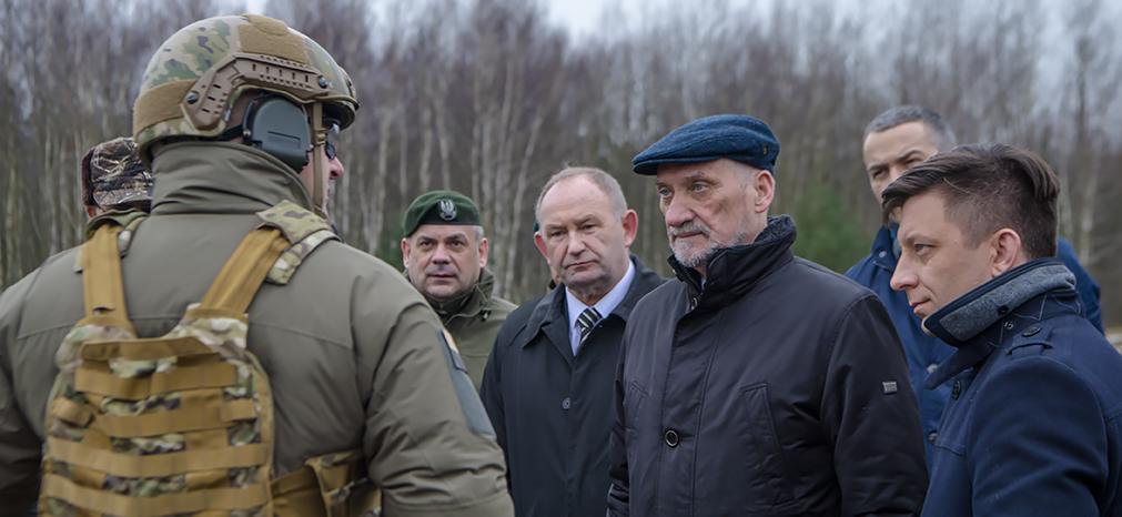 minister_antoni_macierewicz_witu_zielonka_slider.jpg