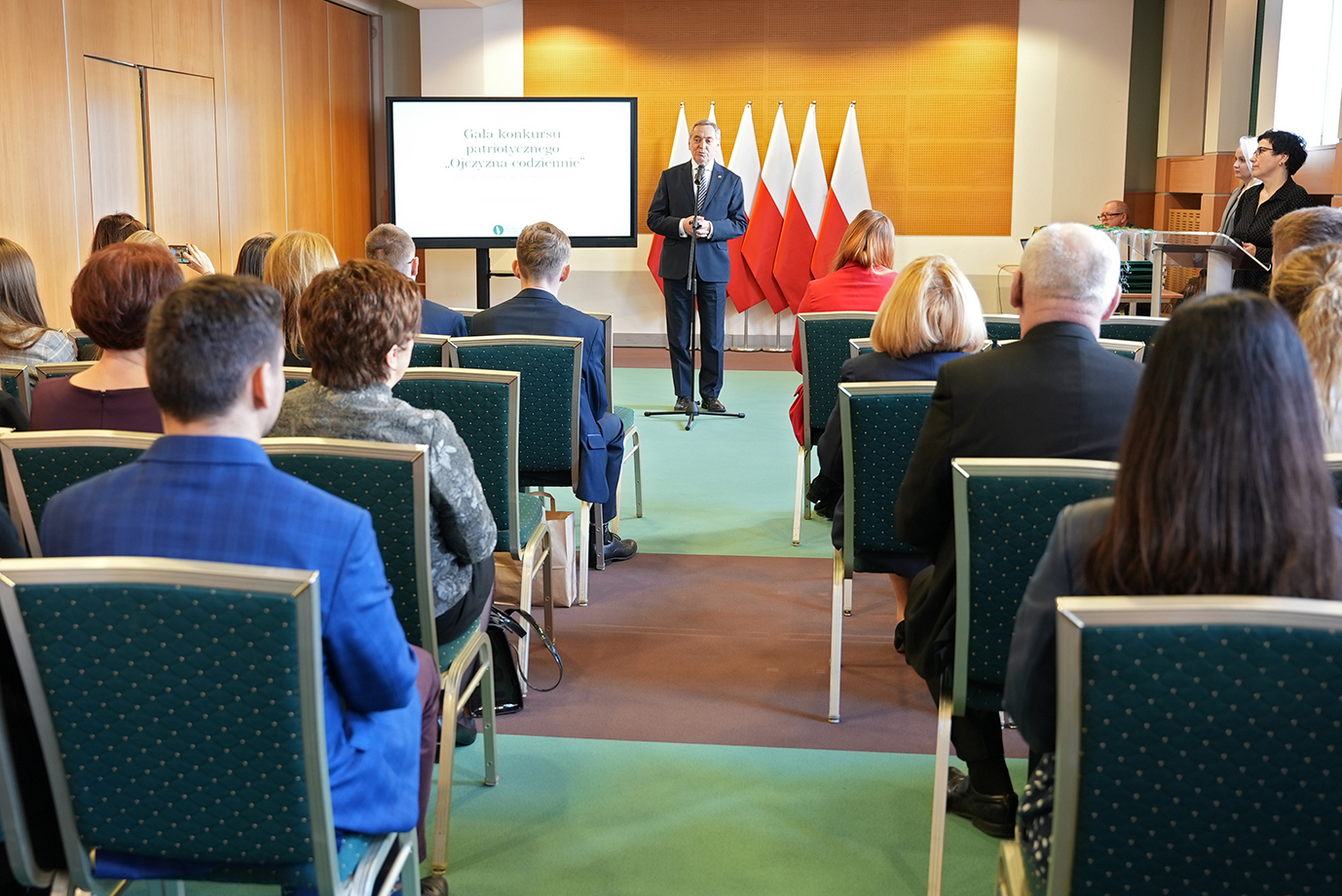 Wicepremier H. Kowalczyk podczas wypowiedzi skierowanej do zgromadzonych gości (fot. MRiRW)