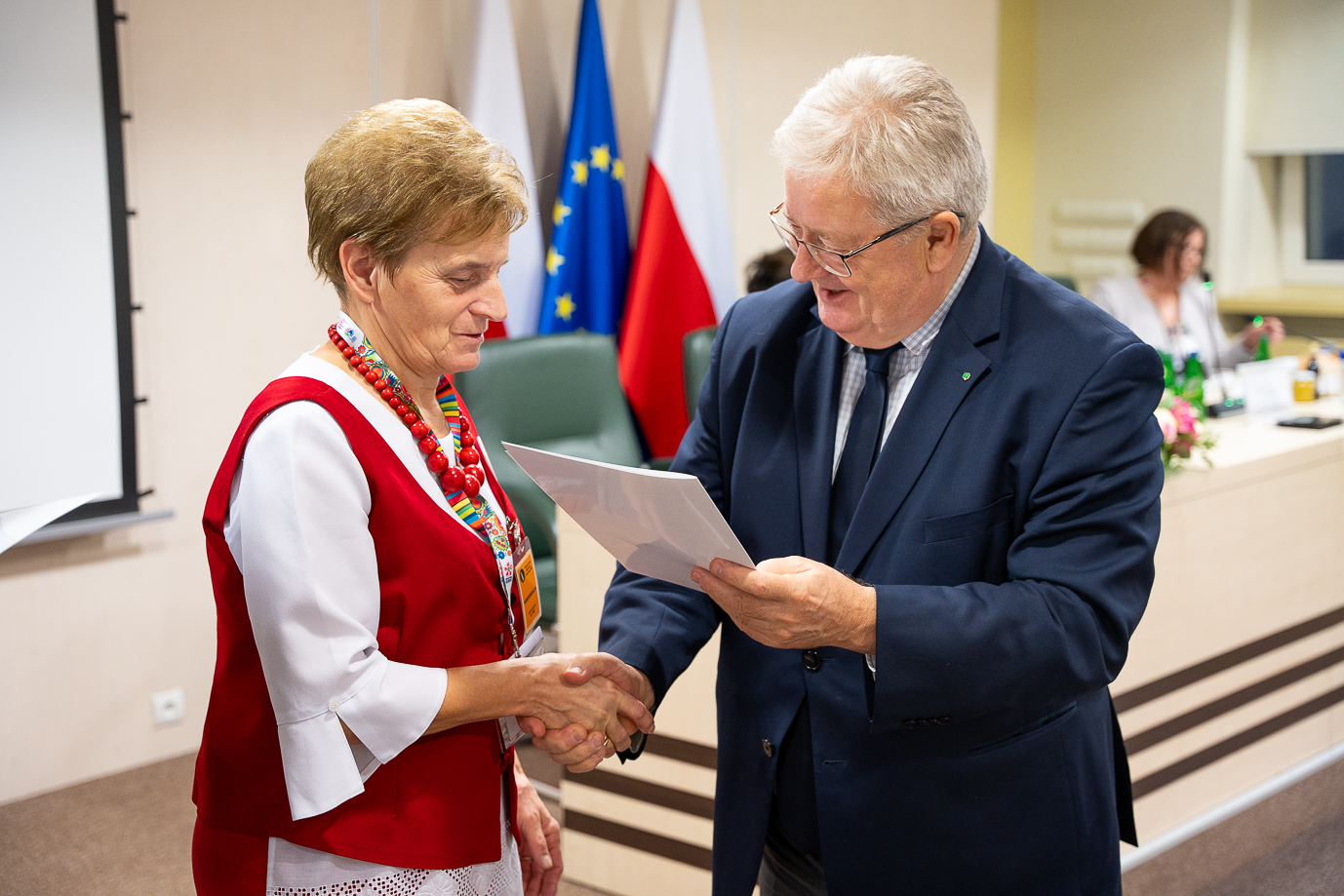 Minister Czesław Siekierski dziękuje za udział w konkursie (fot. MRiRW)