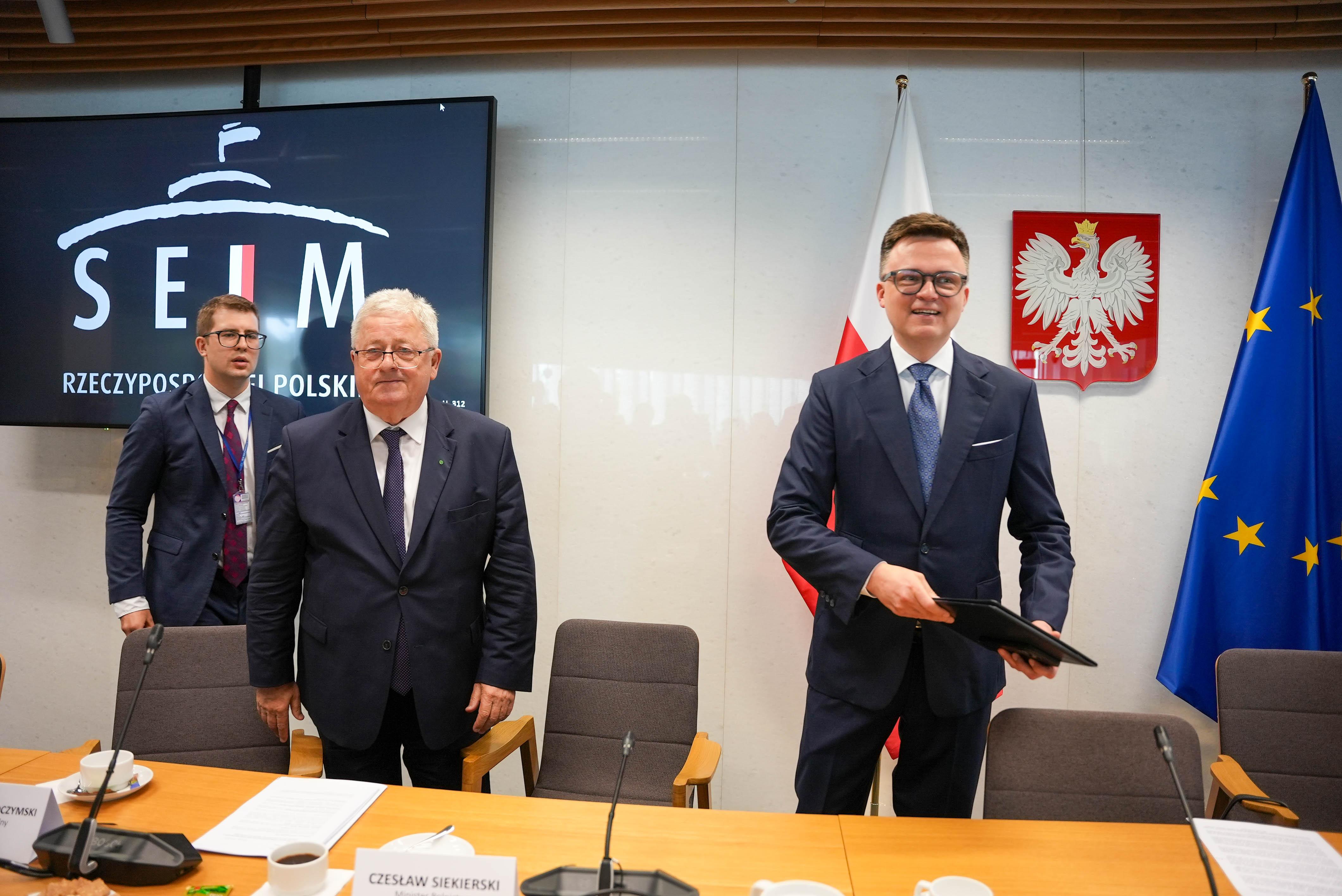Minister Czesław Siekierski i marszałek Szymon Hołownia otwierają spotkanie (fot. MRiRW)