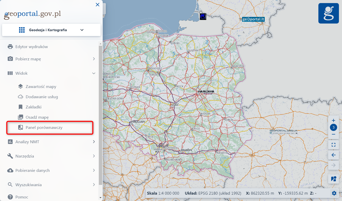Ilustracja przedstawia widok Geoportalu z zaznaczonym miejscem wyboru panelu porównawczego.