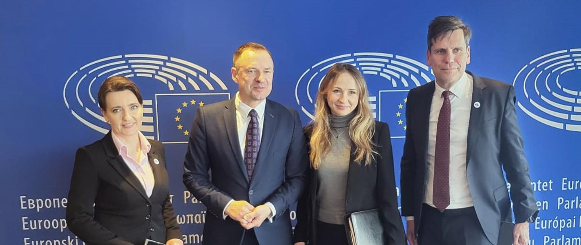 Ministra Agnieszka Dziemianowicz-Bąk w Parlamencie Europejskim o priorytetach prezydencji w Radzie Unii Europejskiej