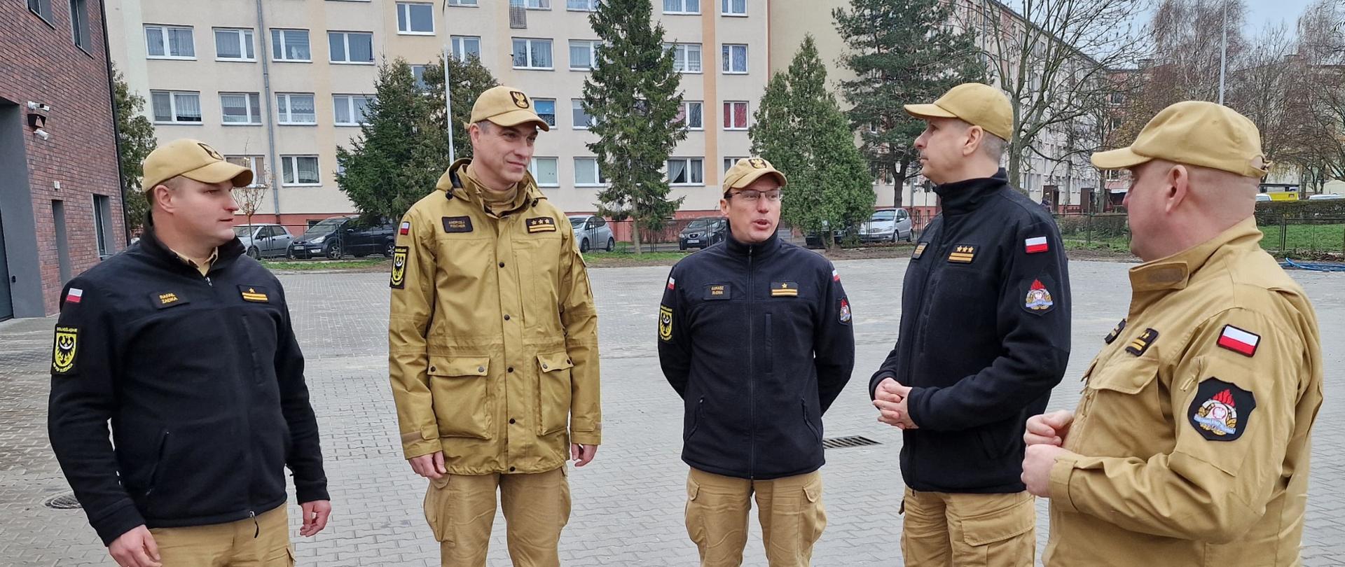 Wizytacja st. bryg. Grzegorza Szyszki, Zastępcy Komendanta Głównego Państwowej Straży Pożarnej na inwestycjach budowlanych na terenie woj. dolnośląskiego.