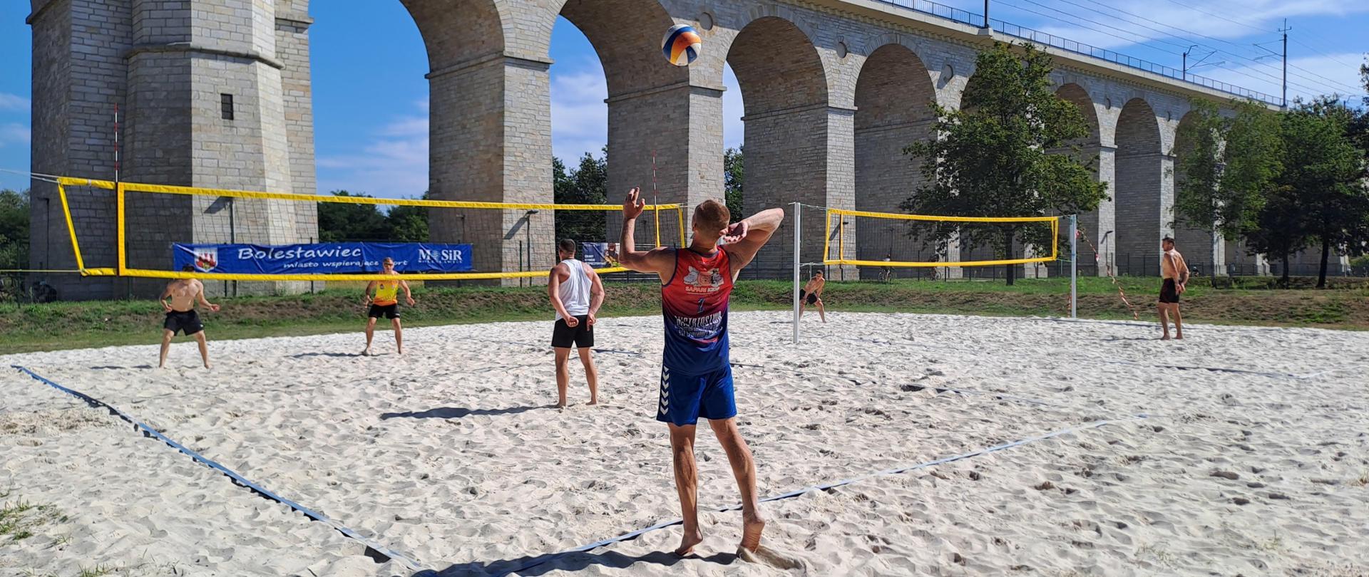 Nasi Strażacy znów na Podium Najlepszych Funkcjonariuszy Państwowej Straży Pożarnej w Woj. Dolnośląskim w Siatkówce Plażowej.