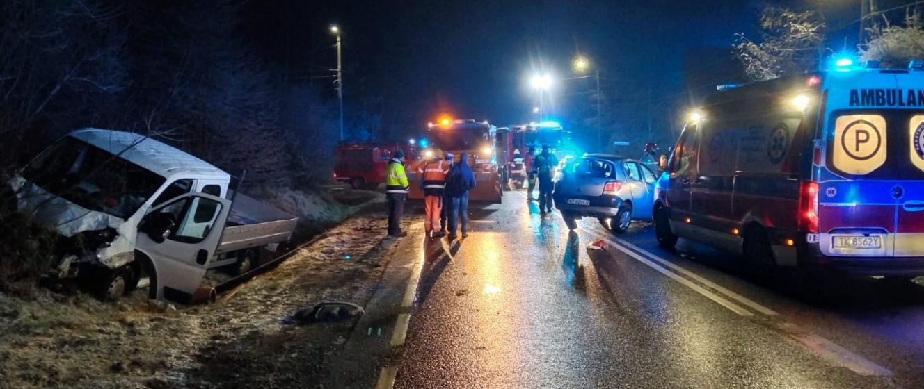 Tragiczny Wypadek Na DK42 W Miejscowości Parszów - Komenda Powiatowa ...