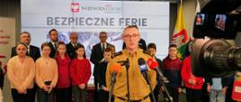 „Bezpieczne Ferie 2024” – konferencja prasowa wojewody i służb