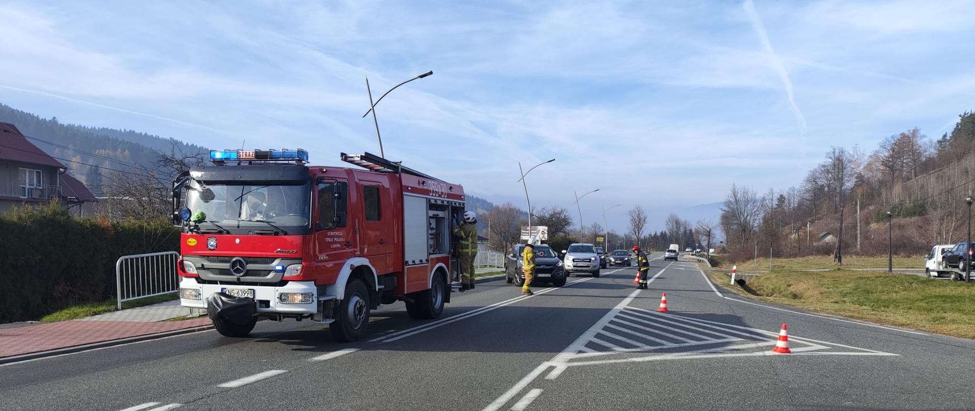 Samochody uczestniczące w działaniach na drodze