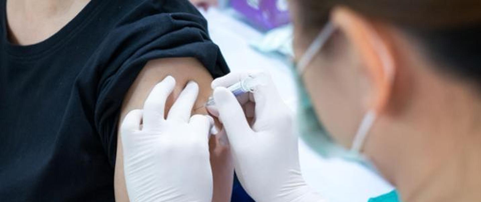 Polska ma zapewnione 85 mln dawek szczepionki