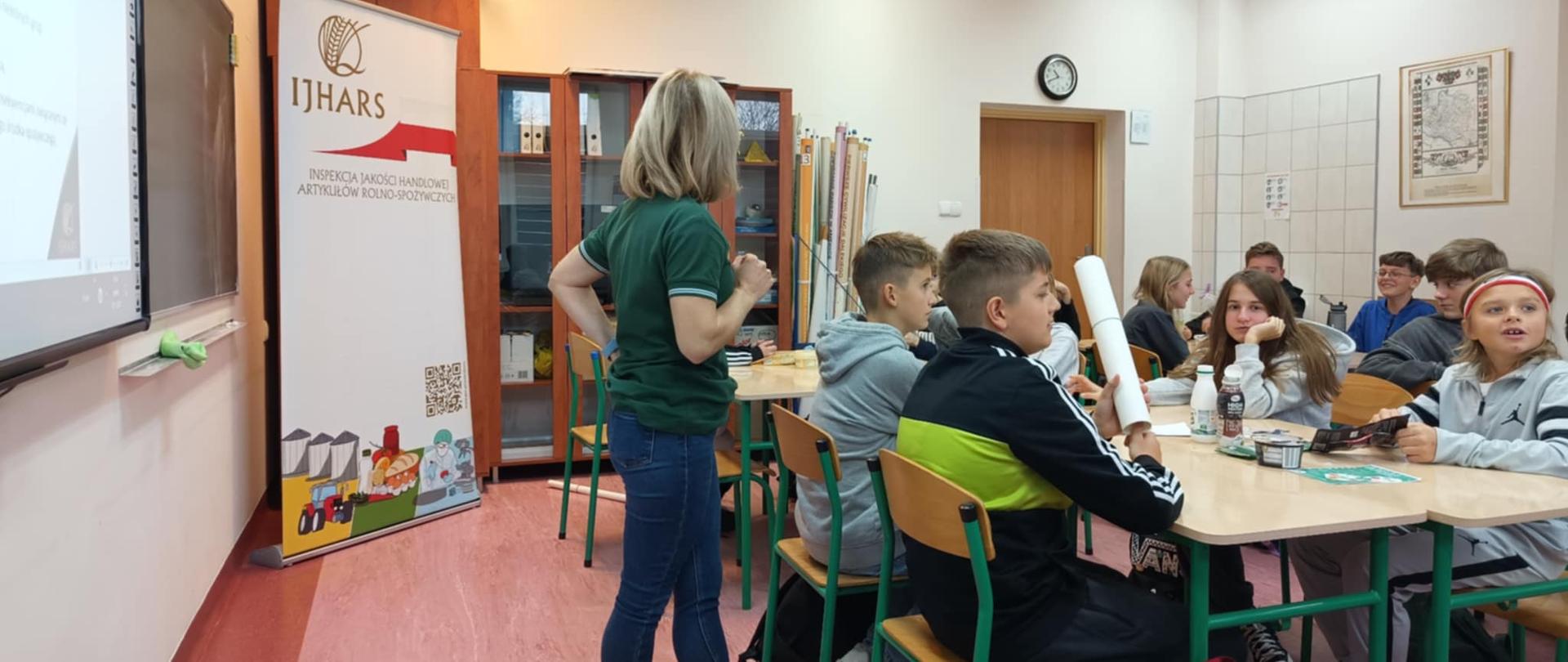 zajęcia edukacyjne w 6 klasie SP Przecław