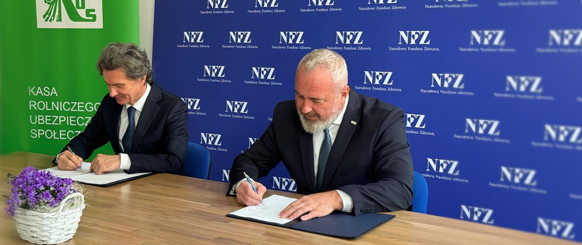 podpisanie listu intencyjnego Prezes KRUS Dariusz Rohde i Zastępca Prezesa NFZ Marek Augustyn