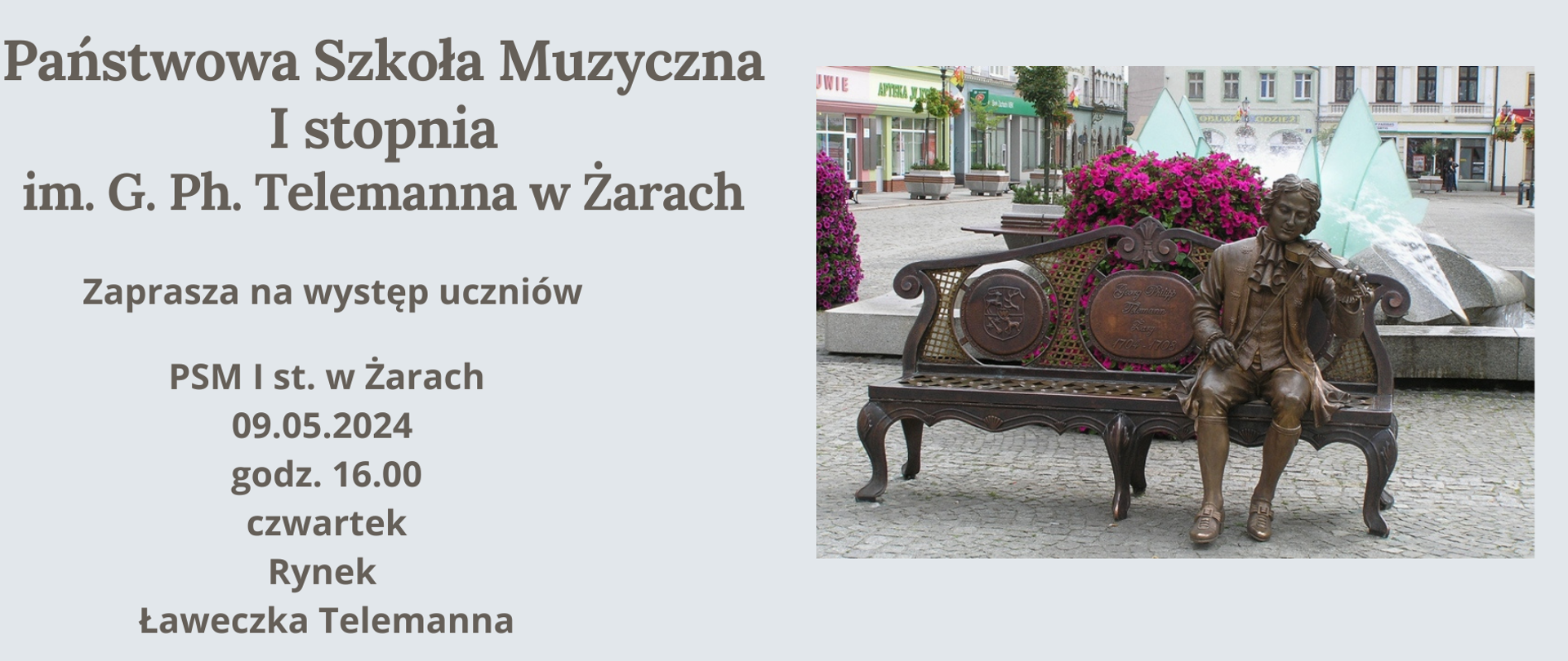 Zdjęcie przedstawia pomnik Georga Philippa Telemanna w Żarach. Pomnik zlokalizowany jest na Rynku, obok Urzędu Miasta, przed Salonem Wystaw Artystycznych. Został odsłonięty 17 kwietnia 2010 roku. Jest dziełem rzeźbiarza Marka Szali z Zakopanego przy współpracy żarskiego artysty Kazimierza Polaka.
Pomnik przedstawia kompozytora siedzącego na ławce z brązu. Telemann ubrany jest w strój z epoki baroku, a w dłoniach trzyma skrzypce. Na twarzy kompozytora widać skupienie i zaangażowanie w muzykę.
Pomnik jest popularnym miejscem spotkań i zdjęć. Jest to również ważny symbol dla Żar, które szczycą się bogatą tradycją muzyczną.
Dodatkowe informacje o pomniku:
Pomnik ma wysokość około 2 metrów.
Na cokole pomnika znajduje się napis: "Georg Philipp Telemann (1681-1767)".
Obok pomnika znajduje się ławka, na której można usiąść i odpocząć.
Pomnik jest często odwiedzany przez turystów i mieszkańców Żar.
Dodatkowe informacje o Georgu Philipie Telemannie:
Telemann był niemieckim kompozytorem, kapelmistrzem i teoretykiem muzyki.
Uważany jest za jednego z najwybitniejszych kompozytorów baroku.
Skomponował ponad 3000 utworów, w tym opery, koncerty, kantaty i utwory kameralne.
W latach 1704-1708 Telemann pracował jako nadworny muzyk i kapelmistrz na dworze hrabiego Promnitza w Żarach.
W tym czasie skomponował wiele utworów inspirowanych polską muzyką ludową.
Znaczenie pomnika dla Żar:
Pomnik Georga Philippa Telemanna jest ważnym symbolem dla Żar. Jest to przypomnienie o bogatej tradycji muzycznej miasta i o znaczącym wkładzie Telemanna w rozwój muzyki barokowej. Pomnik jest również popularną atrakcją turystyczną i miejscem spotkań dla mieszkańców Żar.
Zdjęcie, które przesłałeś, zostało zrobione 9 maja 2024 roku. Na zdjęciu widać pomnik Telemanna w tle, a także plakat zapowiadający koncert uczniów Państwowej Szkoły Muzycznej I stopnia im. G. Ph. Telemanna w Żarach. Koncert odbył się 9 maja 2024 roku o godzinie 16.00 na Rynku, przy ławce Telemanna.