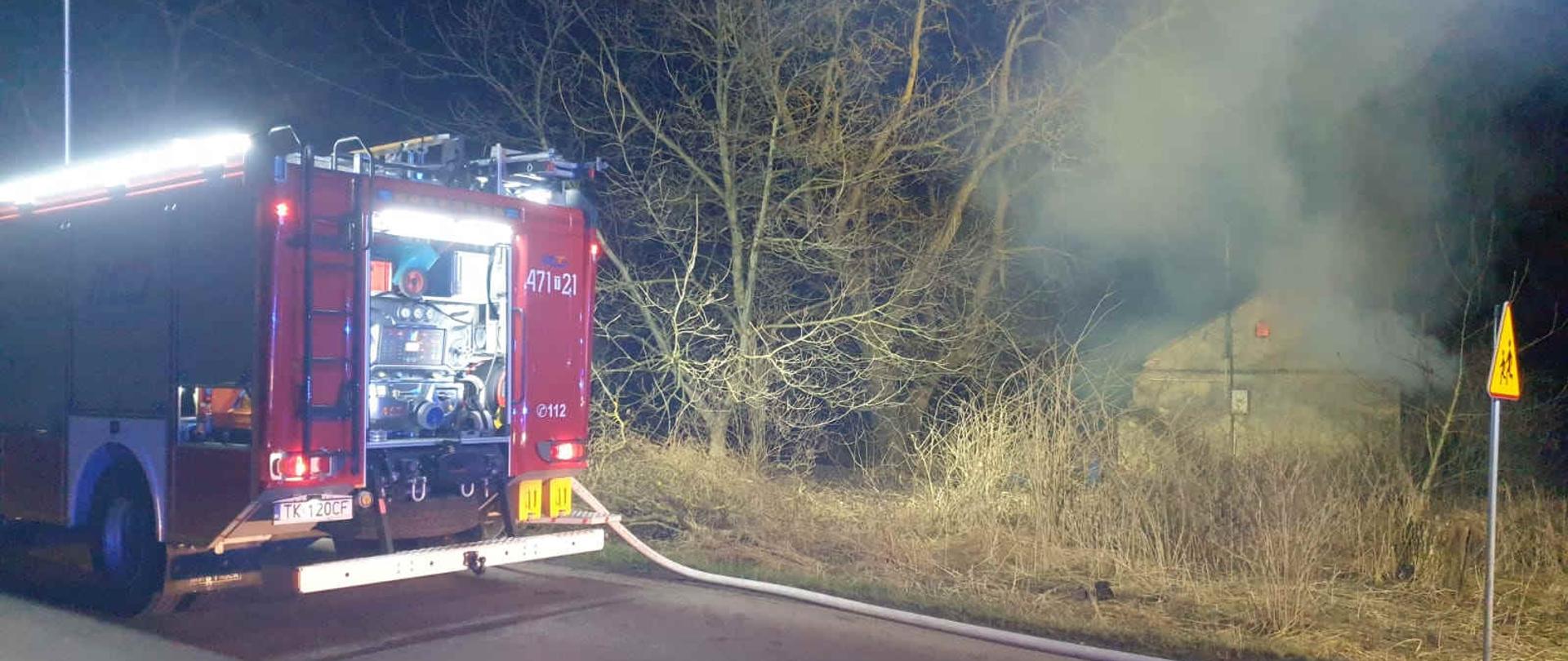 Pożar niezamieszkałego budynku jednorodzinnego w miejscowości Obrazów