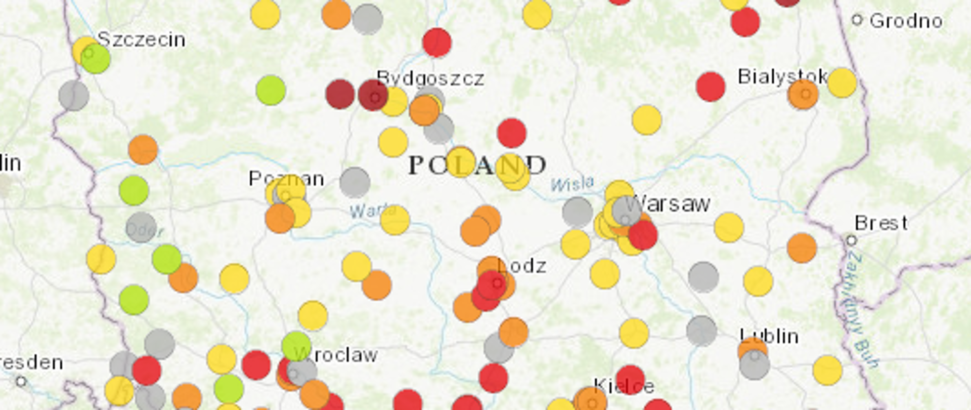 Na mapie są zaznaczone miejscowości w których występują przekroczenia poziomu informowania i alarmowego dla pyłu PM10. 
