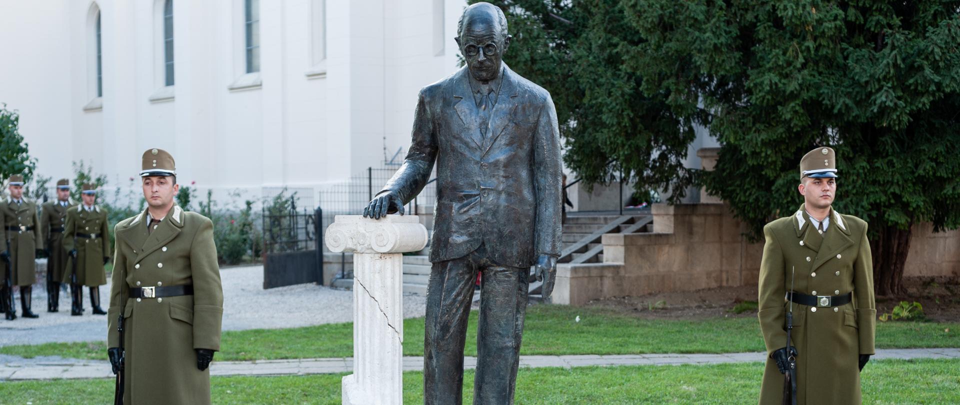 Odsłonięcie pomnika Pála Telekiego w Segedynie
