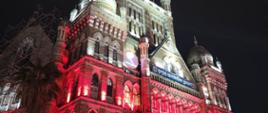 BMC_building_in_the_national_colors_of_Poland