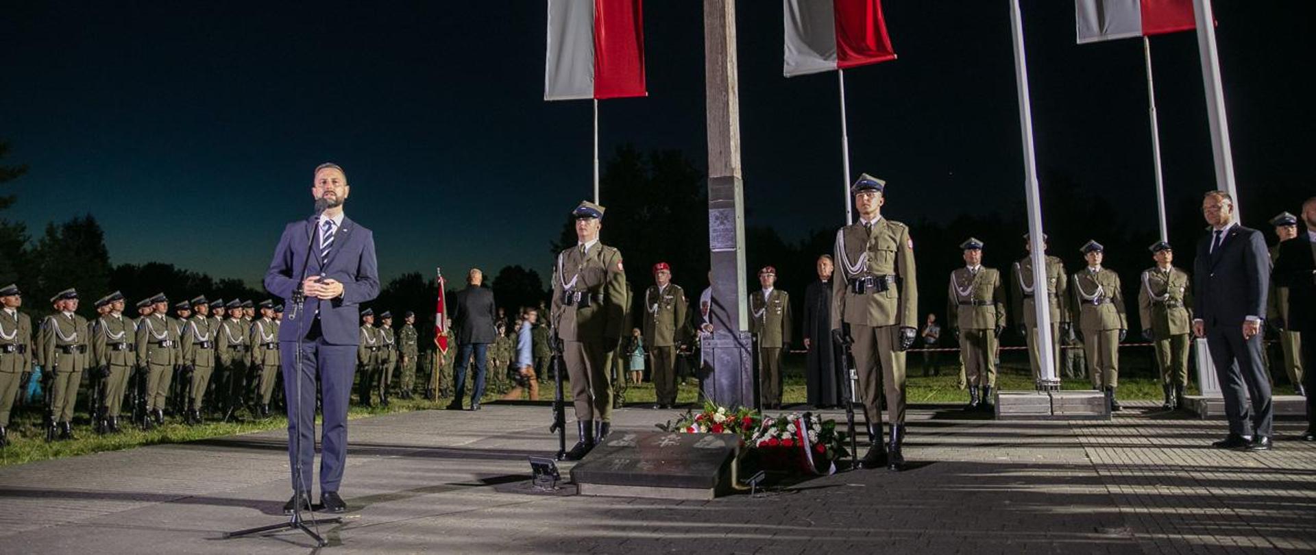 14 sierpnia, w przededniu Święta Wojska Polskiego, z udziałem prezydenta RP Andrzeja Dudy i szefa MON odbyła się uroczystość patriotyczna w Ossowie.