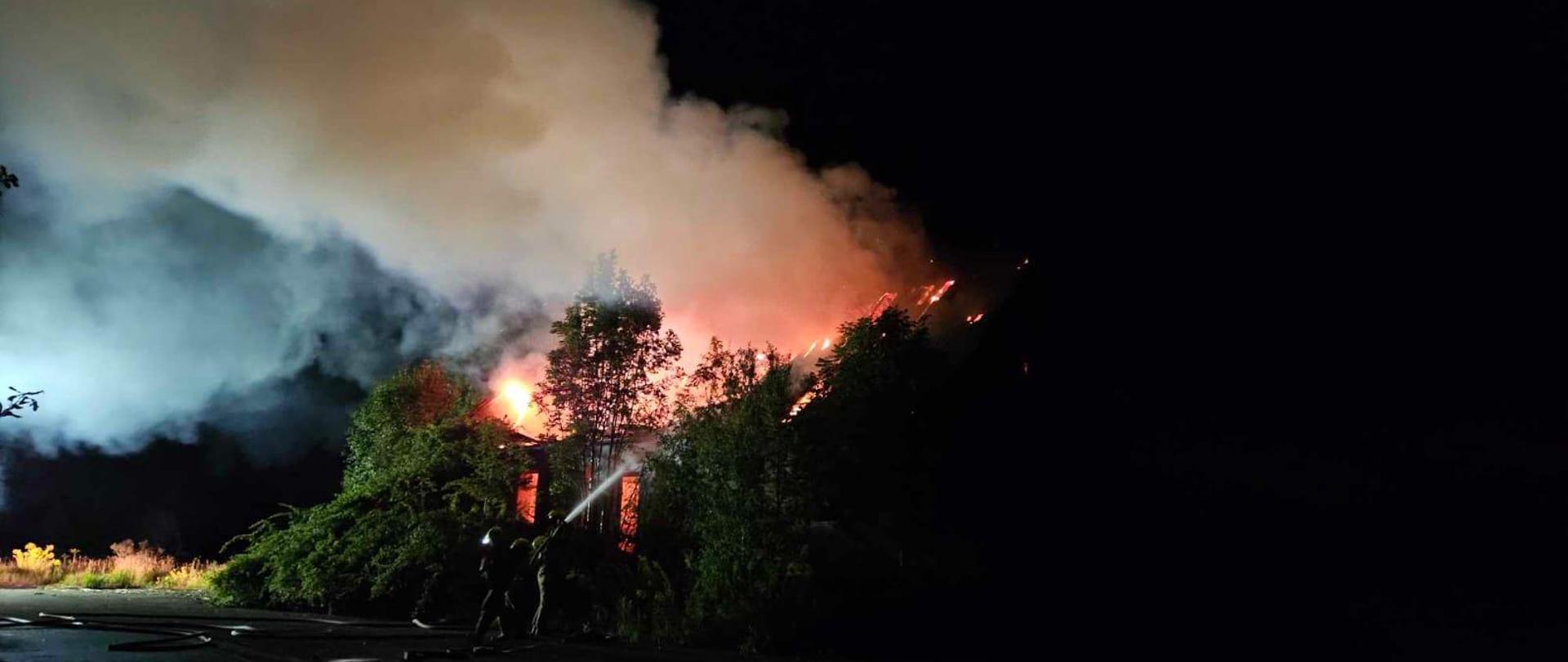 Strażacy powiatu złotowskiego dysponowani byli 7 razy do pożarów.