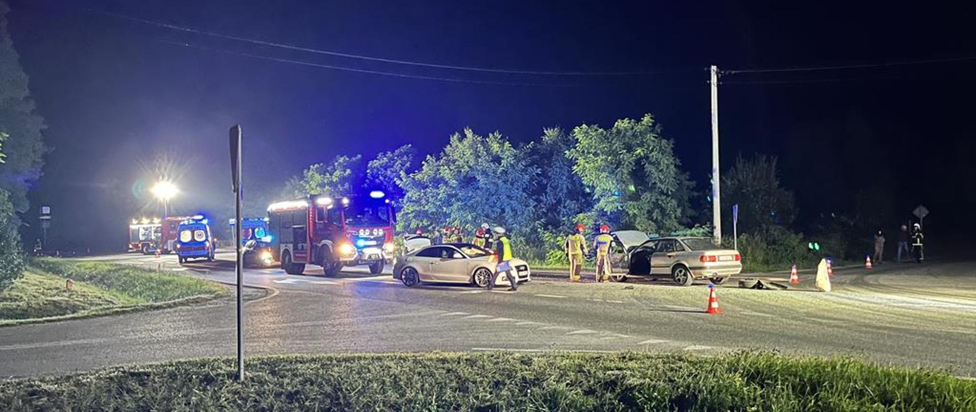Wypadek na drodze DW 765 w miejscowości Wiśniówka