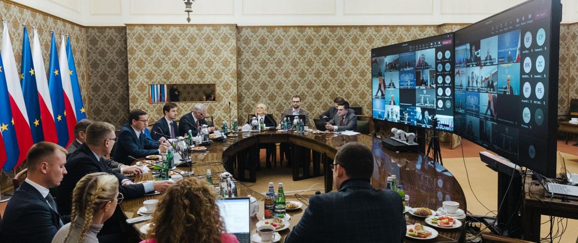 Prime Minister Mateusz Morawiecki during a meeting of the Coal Committee.