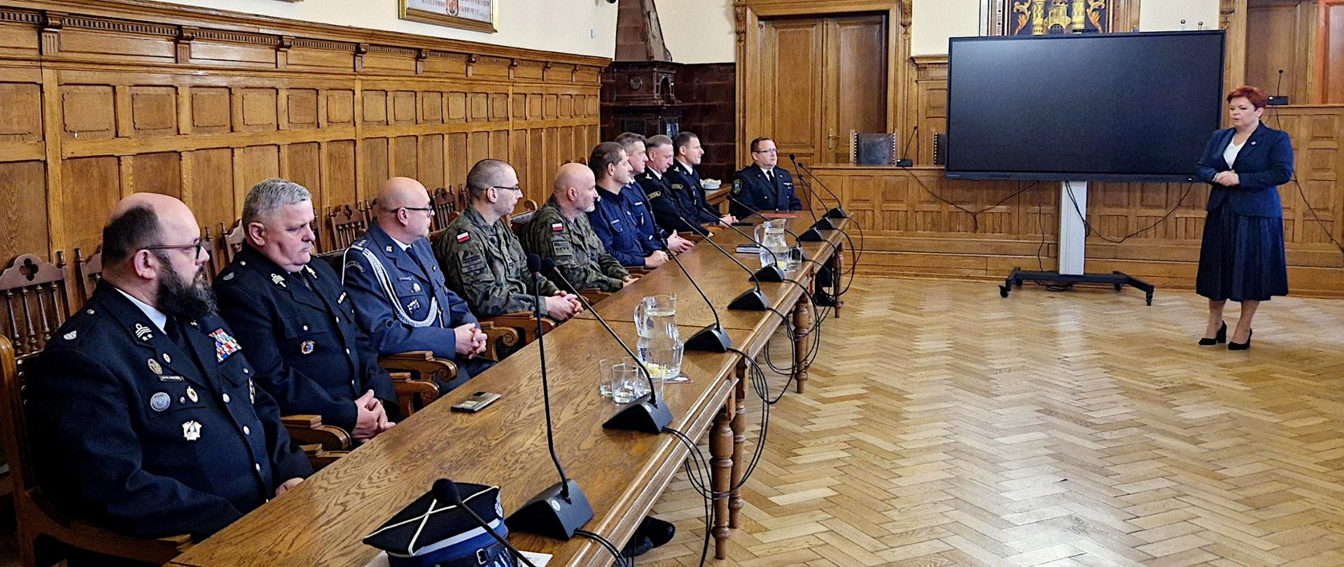 Podziękowania dla służb za akcję ratowniczą w Cieszynie