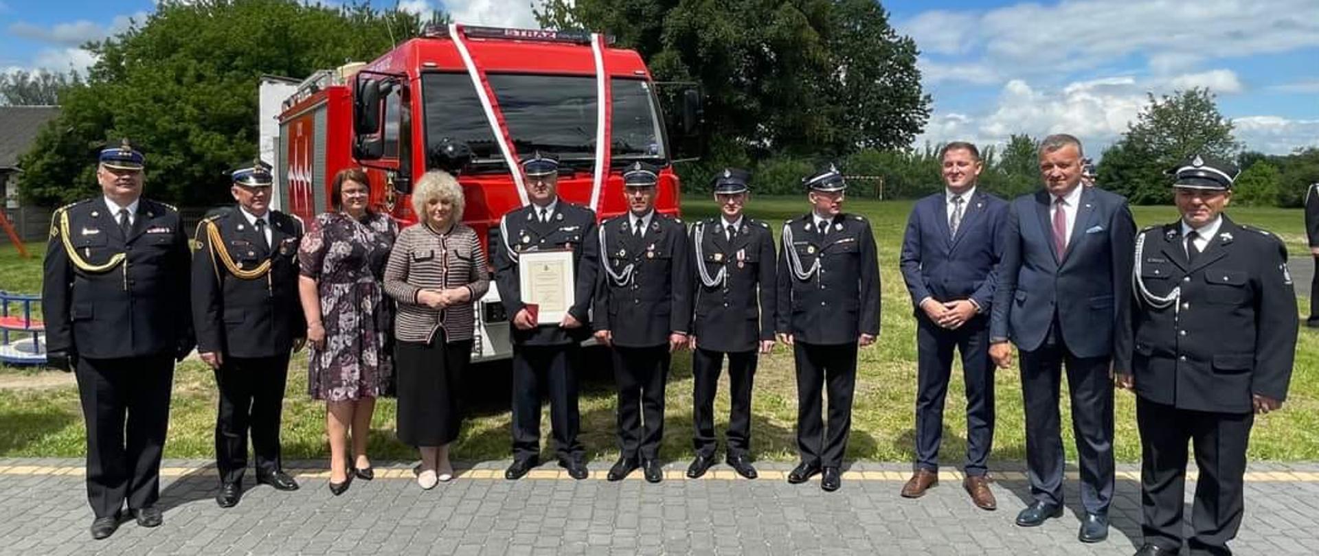 Poświęcenie i przekazanie samochodu ratowniczo-gaśniczego dla OSP Sokół