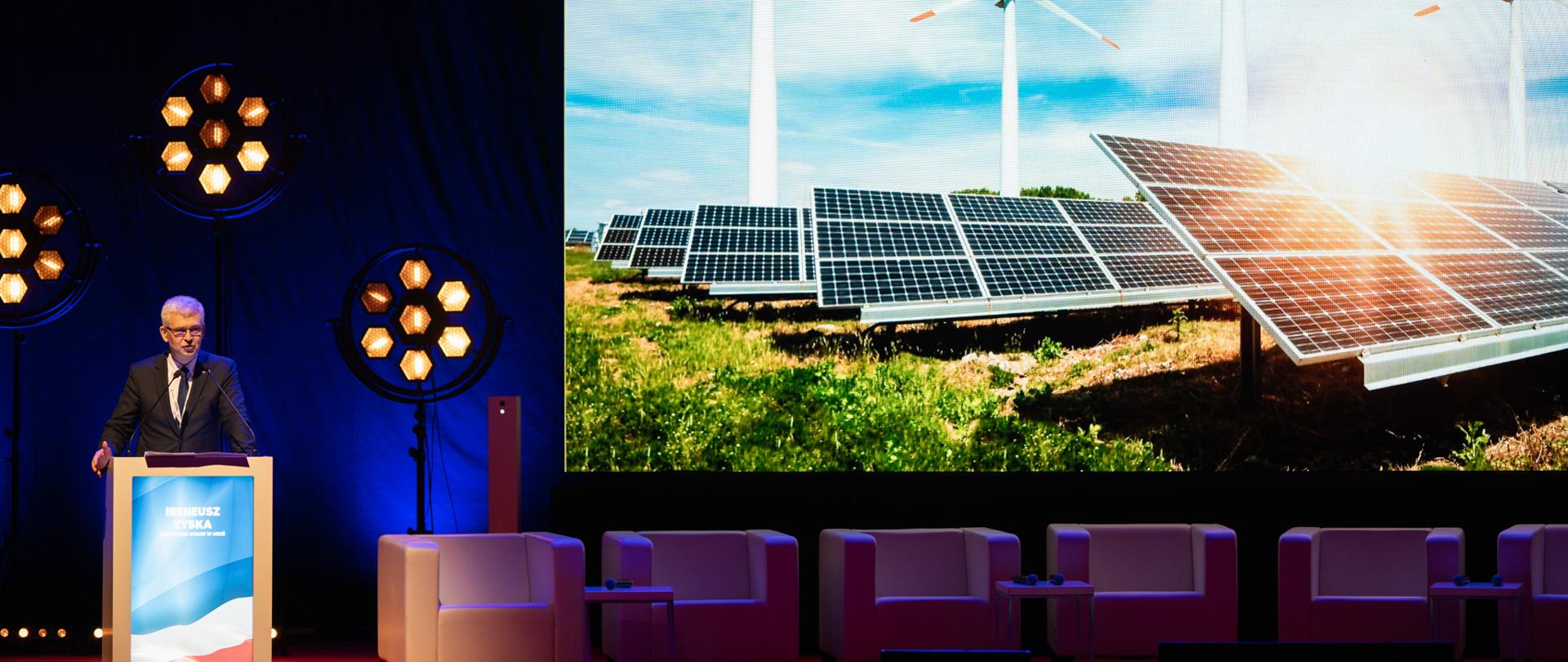 Wiceminister klimatu i środowiska Ireneusz Zyska na konferencji „Silna Polska, Silną Gospodarką. Kompas dla przedsiębiorstw Polski Zachodniej”