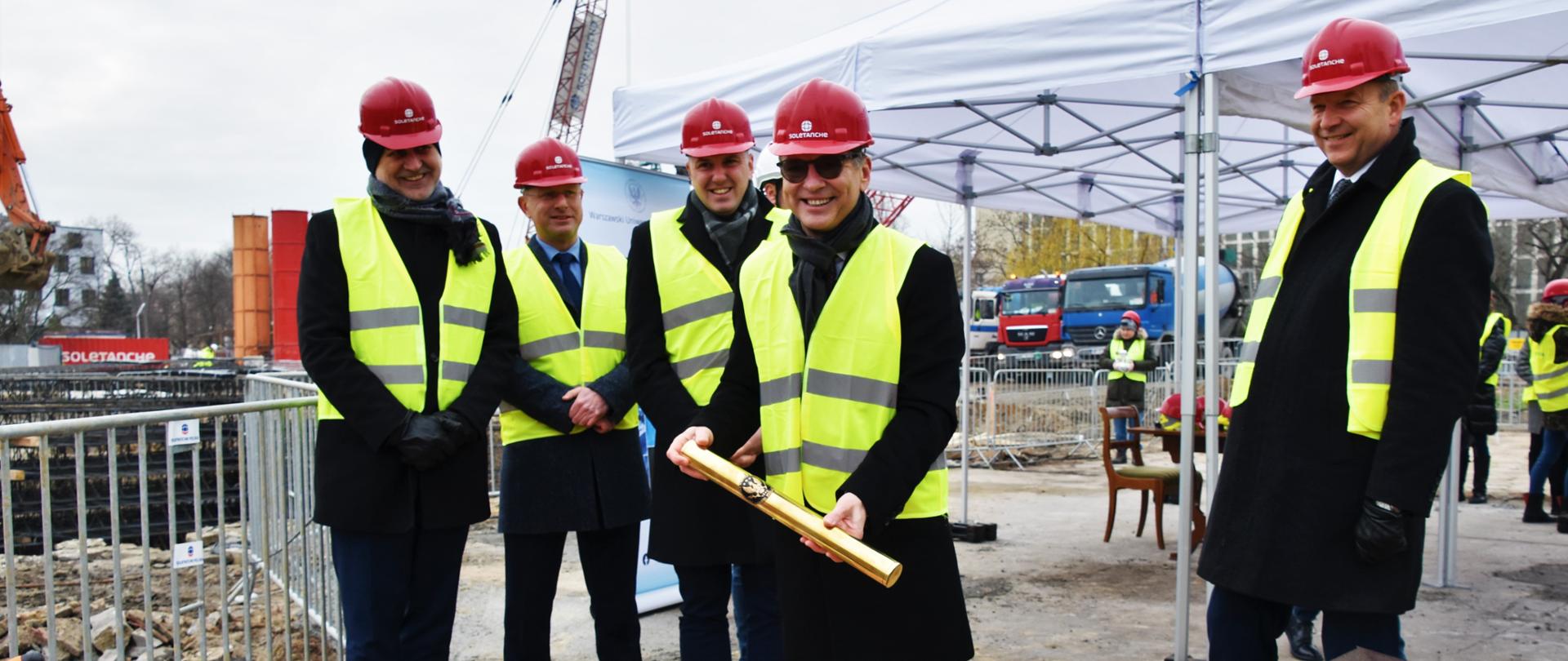 Ceremonia wmurowania aktu erekcyjnego pod budowę Centrum Symulacji Medycznych WUM