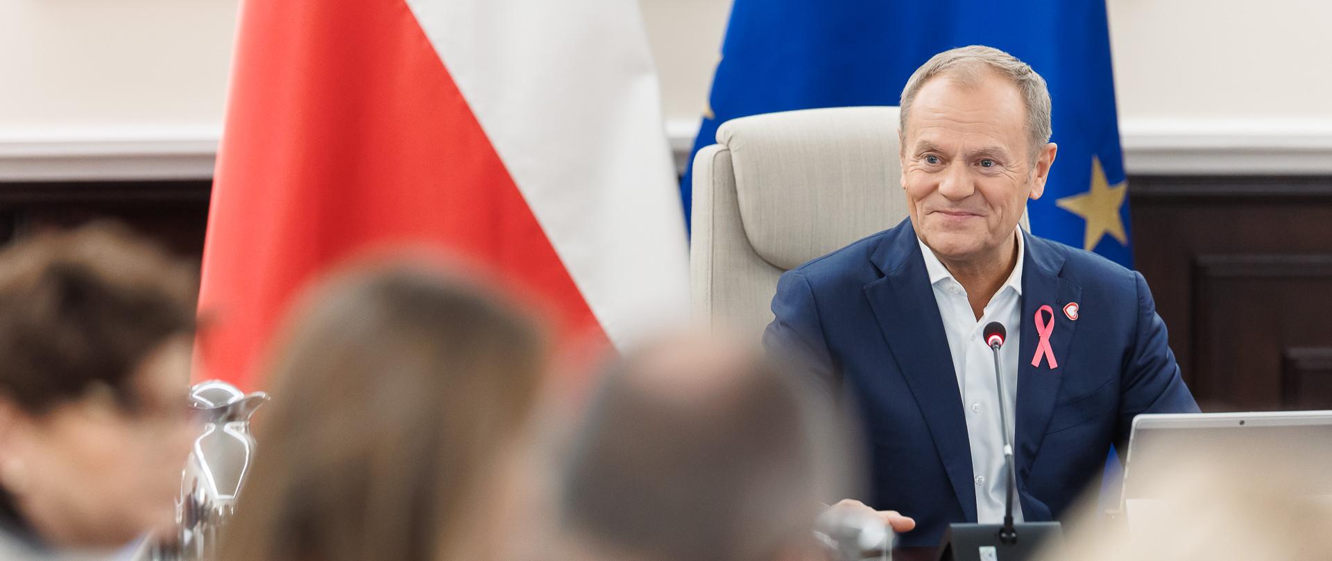 Premier Donald Tusk podczas posiedzenia Rady Ministrów