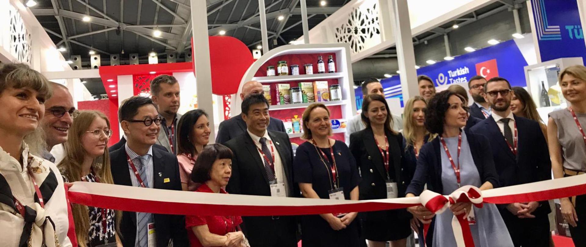 Official opening of Polish national stand at the FHA Food & Beverage Fair 2022 by Ambassador RP in Singapore, Magdalena Bogdziewicz