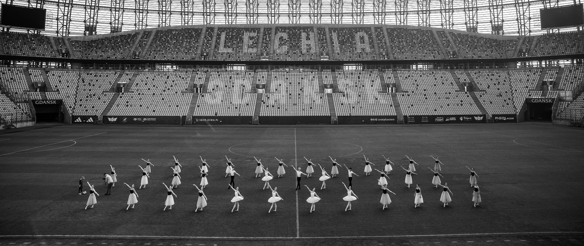 kilka ujęć z backstage'u z realizacji spotu na stadionie Polsat Plus Arena Gdańsk 