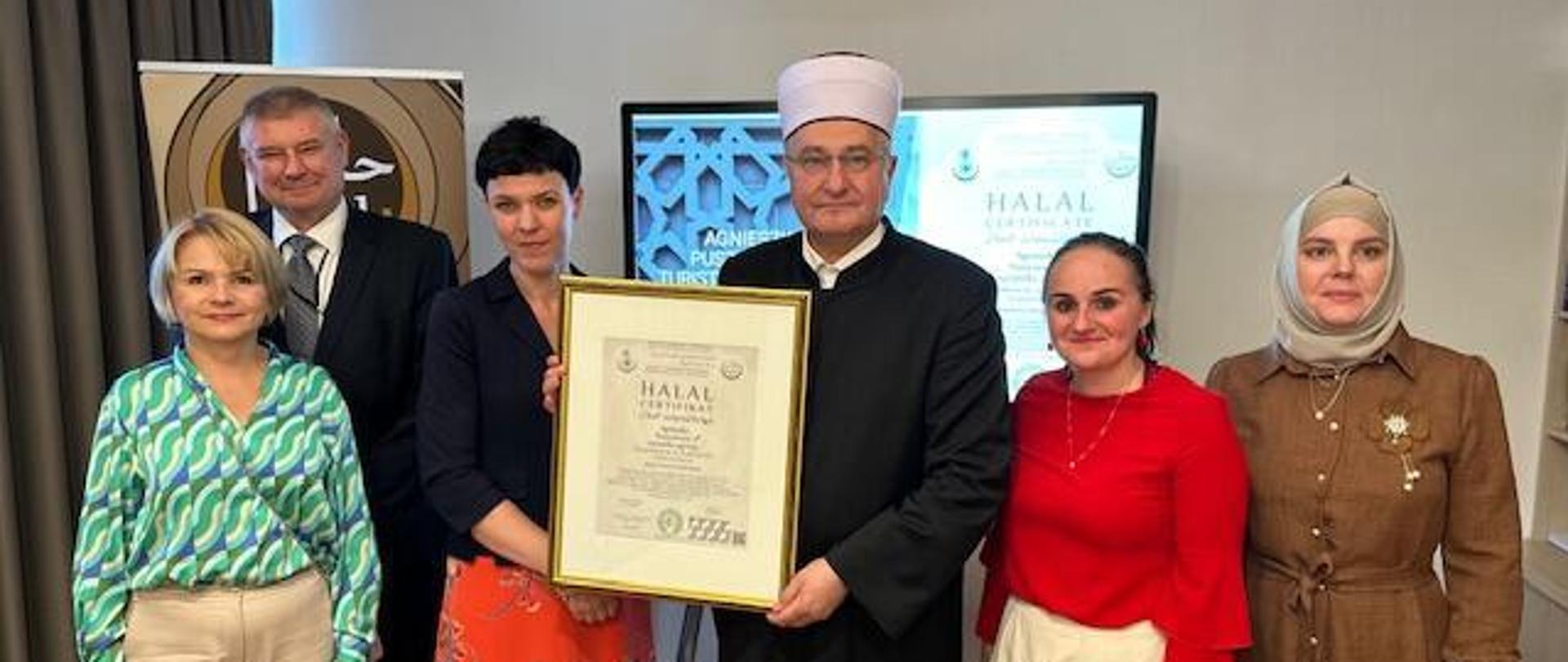 Uroczystości przyznania certyfikatu Halal