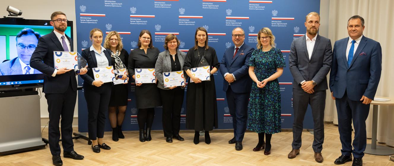 Diplomats awarded crystal trophies for promoting World Bicycle Day ...