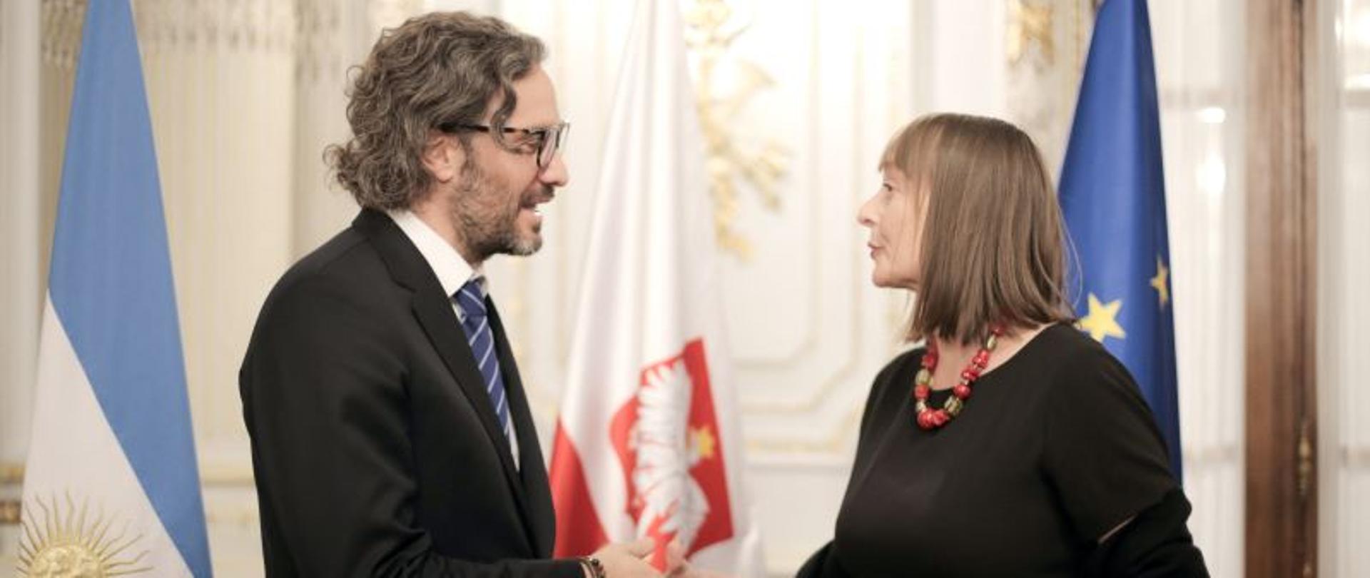 Santiago Cafiero, minister spraw zagranicznych Argenytyny i Aleksandra Piątkowska, Ambasador RP w Argentynie.