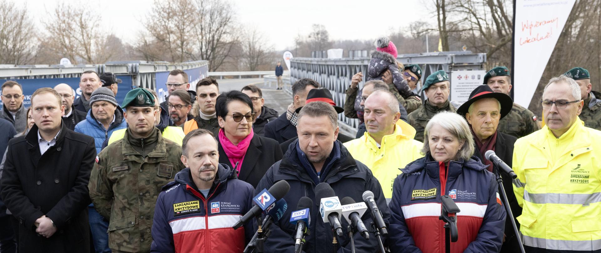 Minister Marcin Kierwiński podczas poniedziałkowej wizyty na Opolszczyźnie i Dolnym Śląsku.