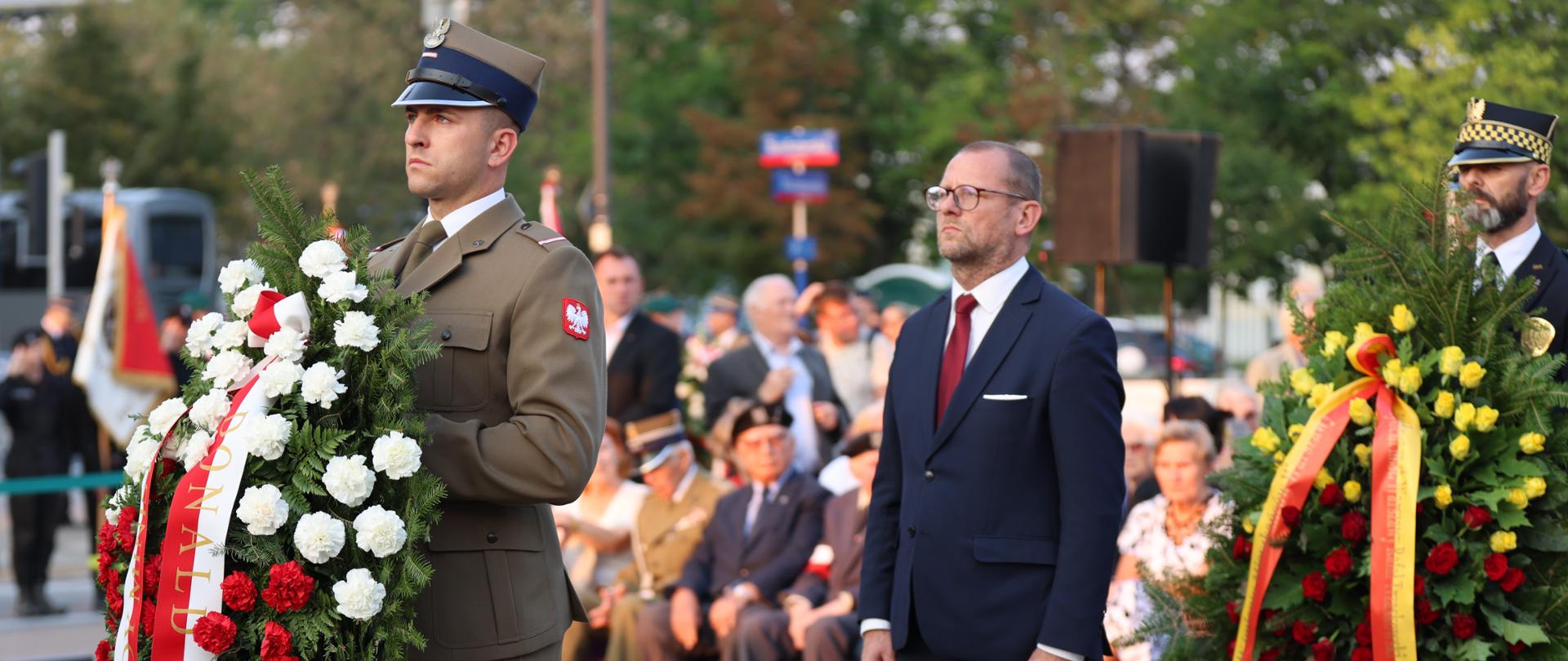 Na zdjęciu widać mężczyznę