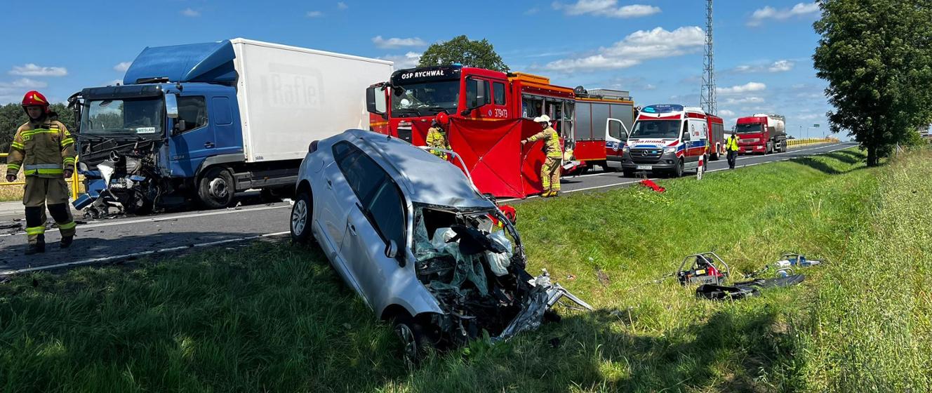 Tragiczny Wypadek Na Dk Nr W Miejscowo Ci Si Szyce Komenda Miejska