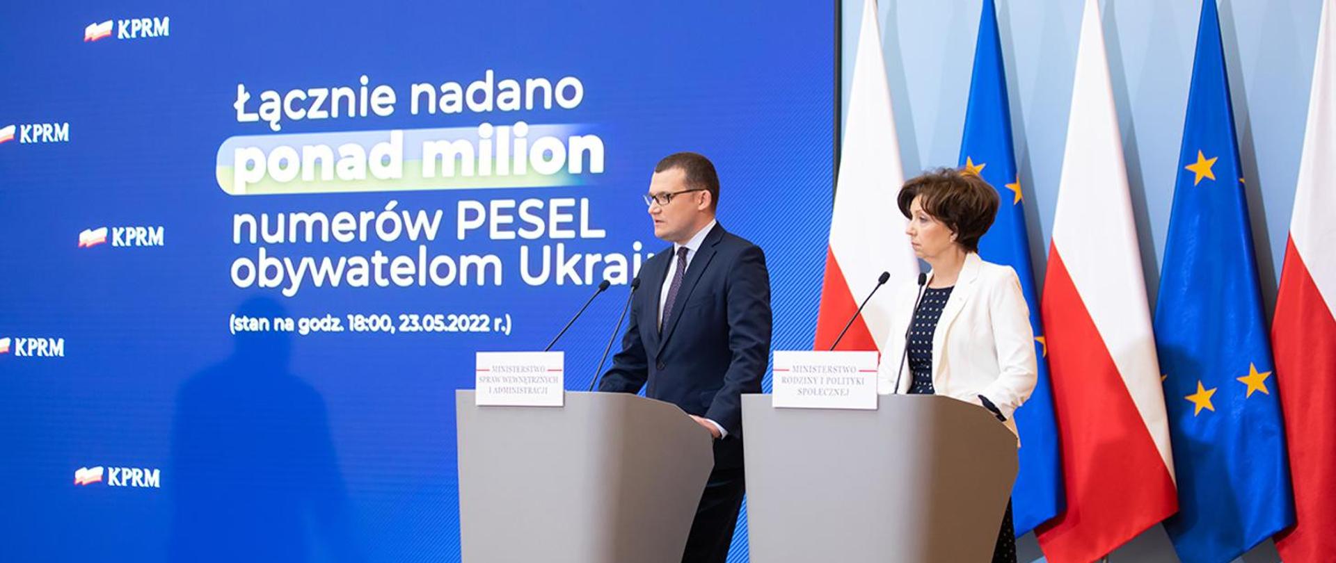 Deputy Minister Paweł Szefernaker with minister Marlena Maląg