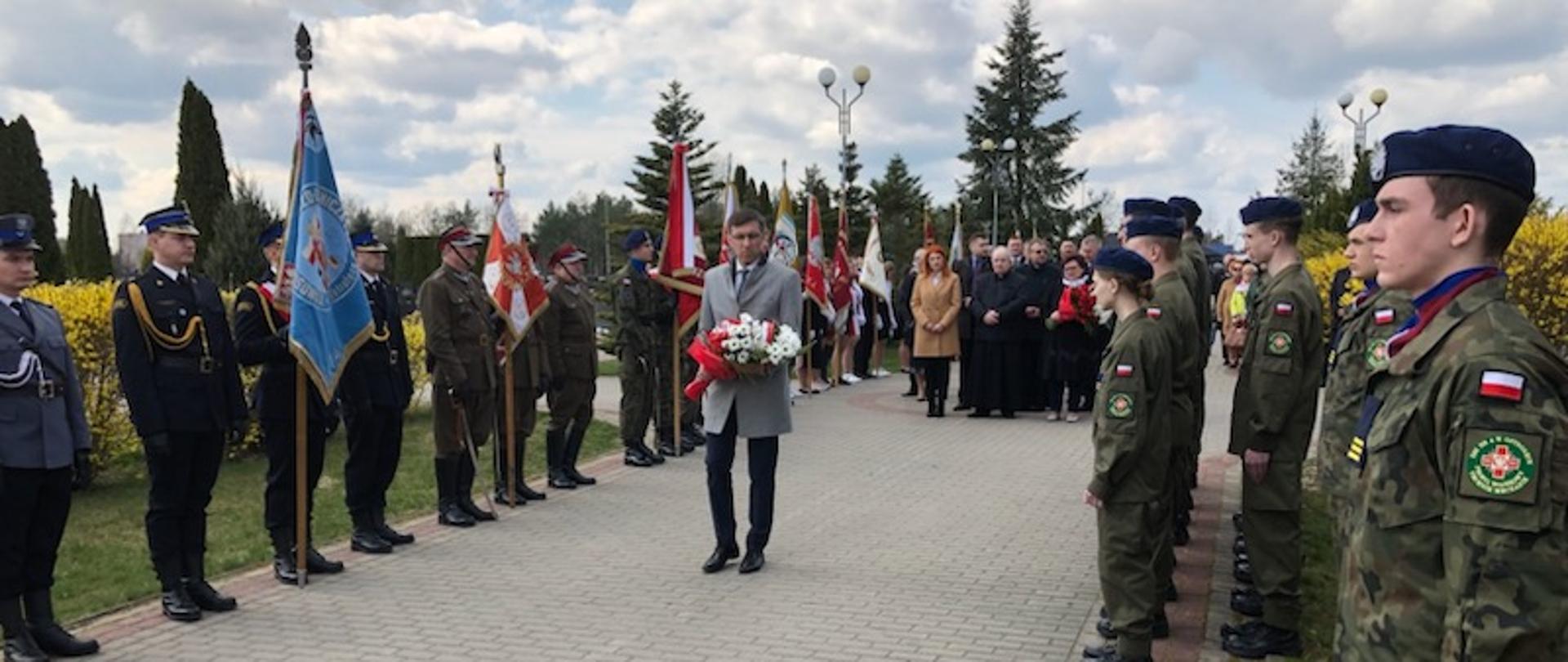 Ostrołęka: obchody 83. rocznicy Zbrodni Katyńskiej