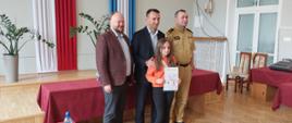 Powiatowy Konkurs Plastyczny dla Dzieci i Młodzieży 2024 pod hasłem: „Dzień i noc – strażak zawsze ma moc”