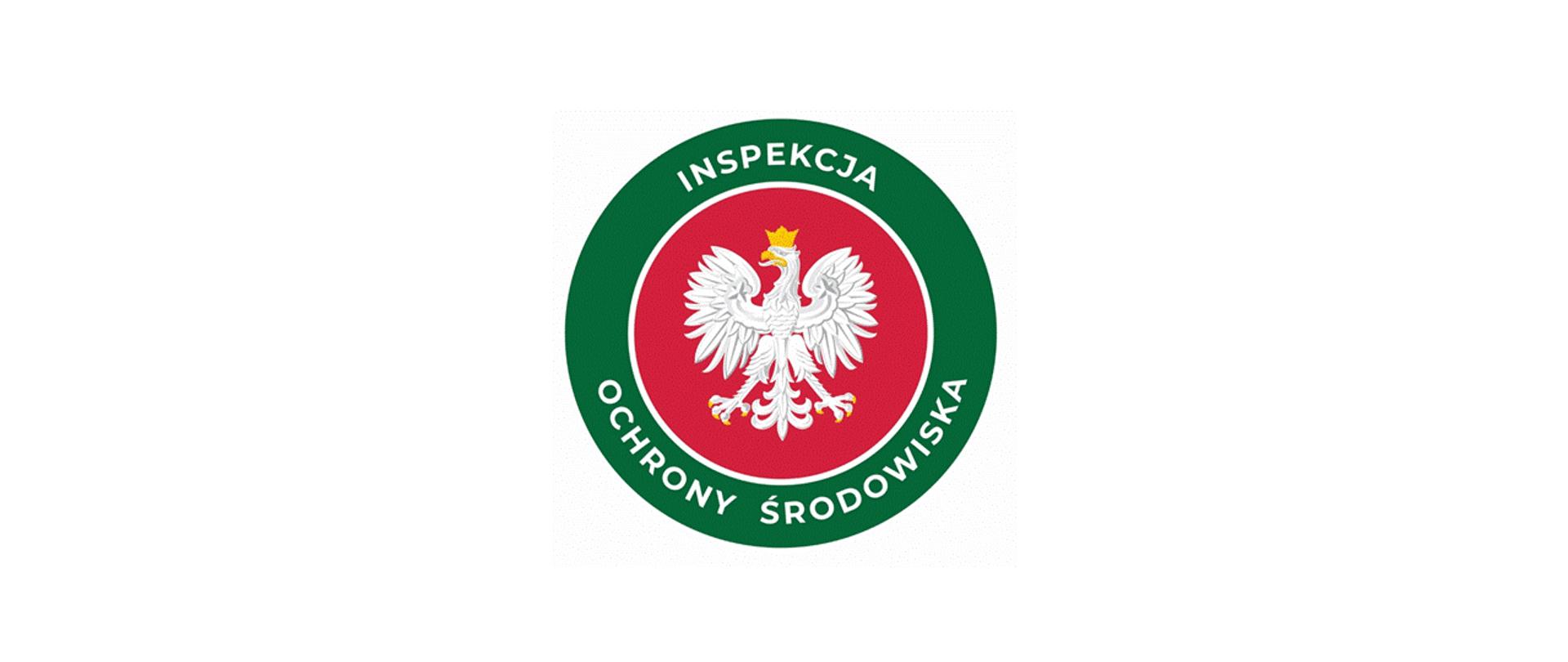 Okrągłe logo Inspekcji Ochrony Środowiska. Godło Polski, Orzeł w koronie, na czerwonym tle umieszczone wewnątrz zielonego okręgu z napisem Inspekcja Ochrony Środowiska.