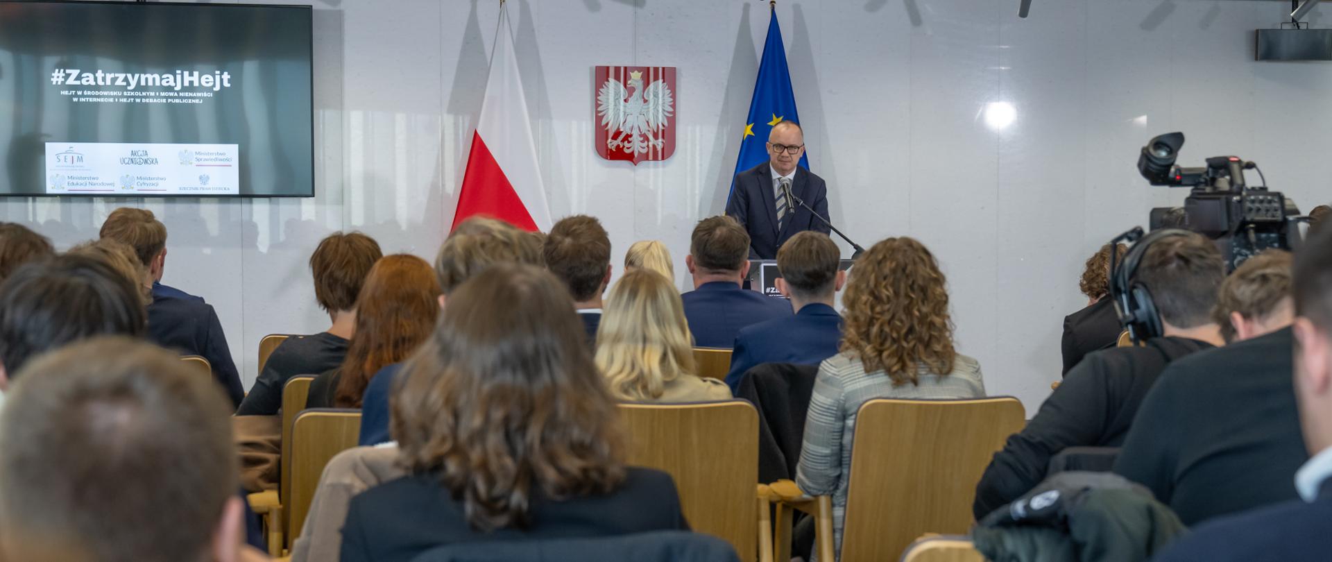 Minister Sprawiedliwości Adam Bodnar na konferencji #ZatrzymaćHejt 