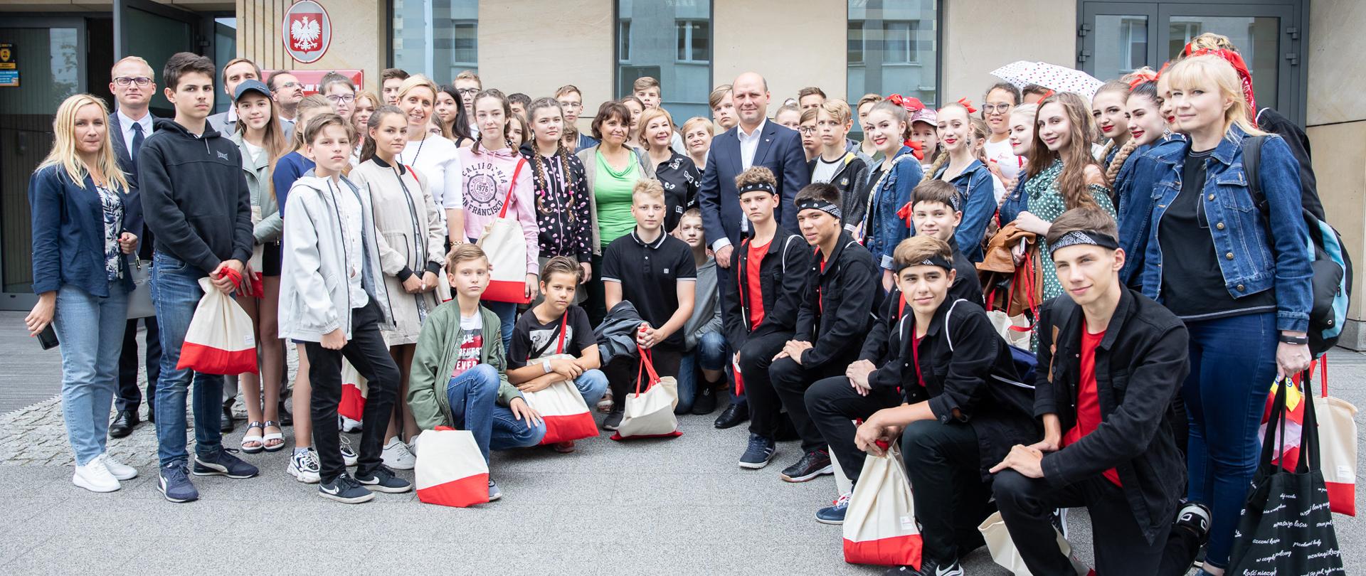 Polska jest w Tobie - spotkanie min. Szynkowskiego vel Sęka z młodzieżą polonijną