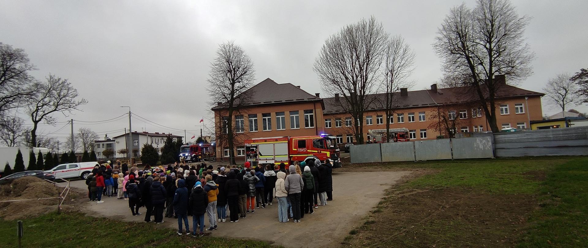 Ćwiczenia zmianowe na obiekcie Zespołu Placówek Oświatowych
w Kuczborku - Osadzie
